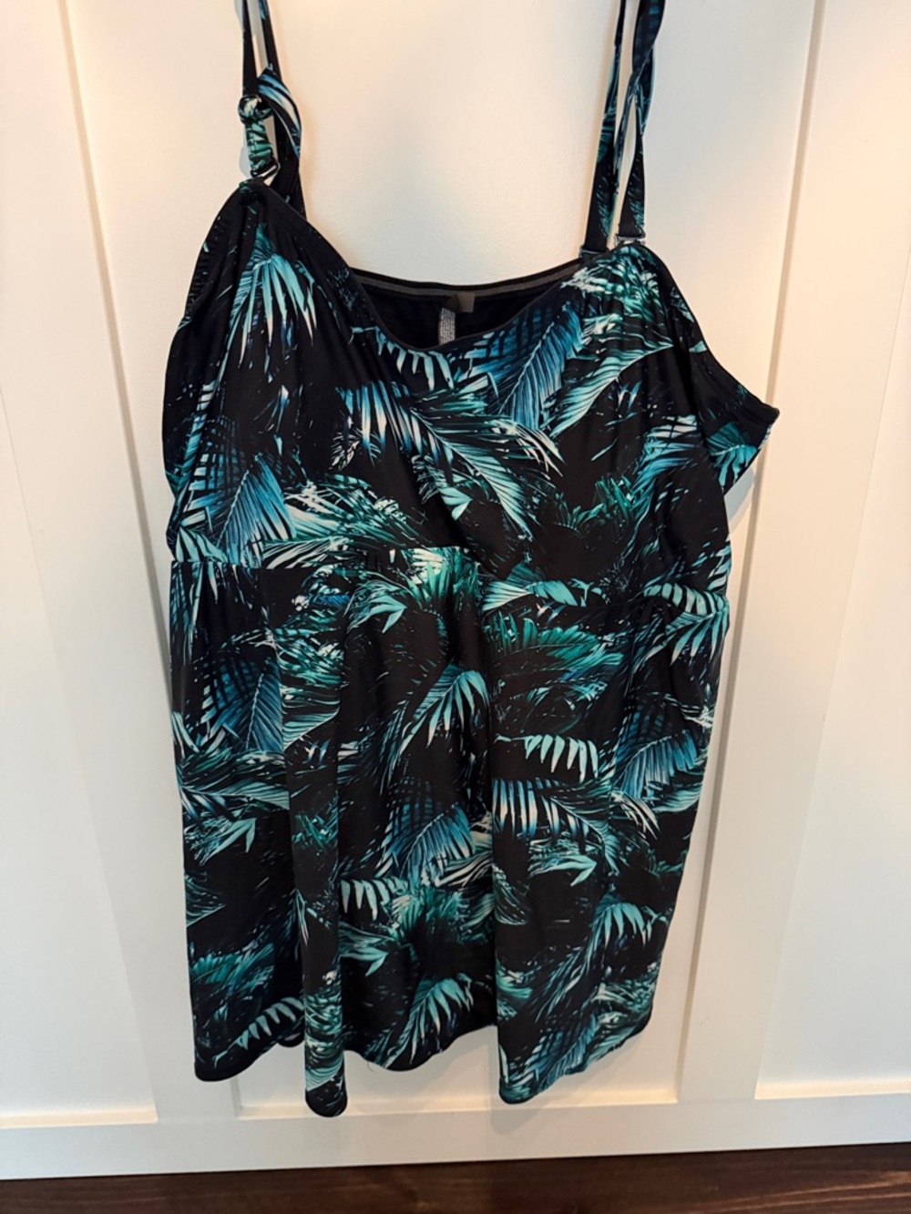 Torrid Size 6 Tropical Print Black & Teal Women's swim dress.